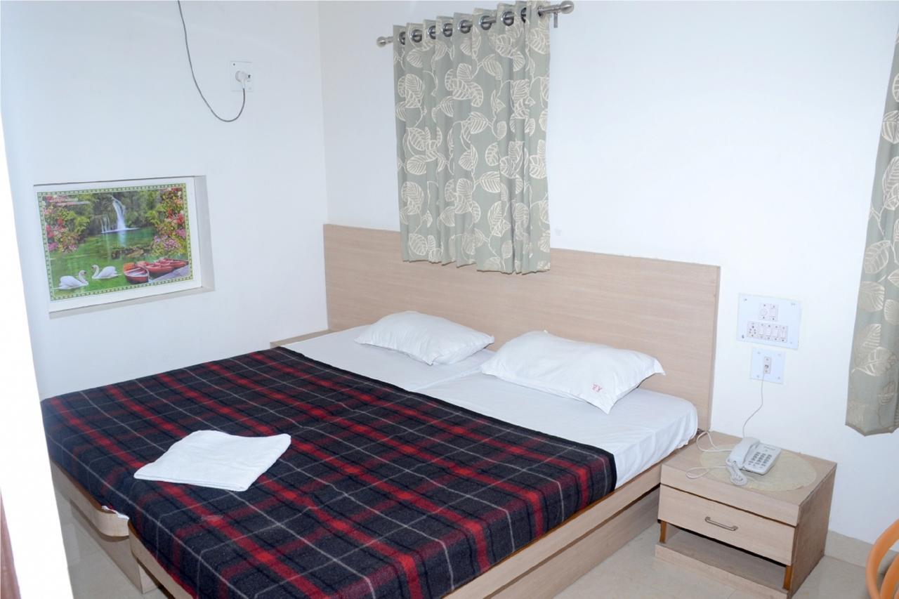 Hotel Kuber Nagpur Zewnętrze zdjęcie
